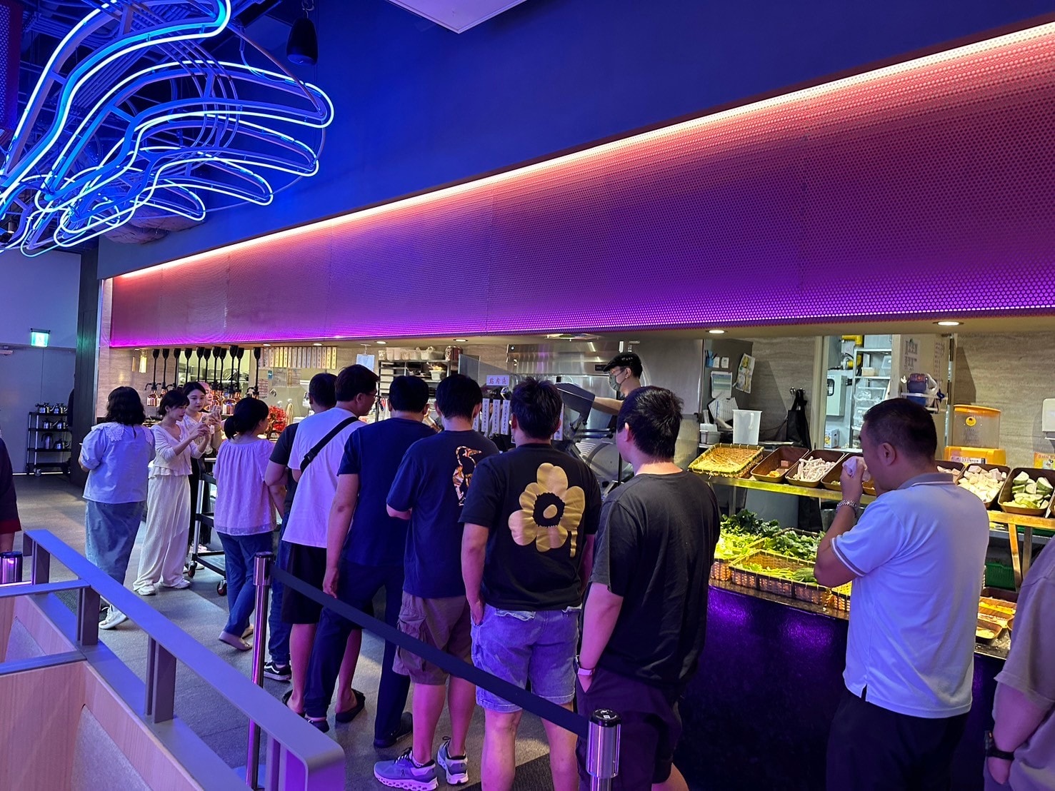 台中吃到飽推薦，千元有找！饗麻饗辣台中吃到飽CP值高！還有澳洲M9和牛、現撈活跳蝦~